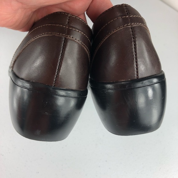 Clarks Leather Brown Slip on Size 9M New - Picture 6 of 8